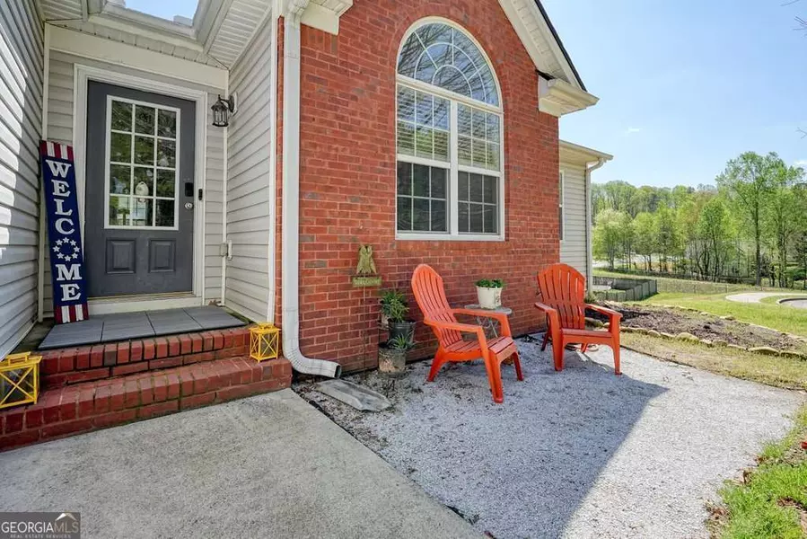 91 Crockett DR, Dawsonville, GA 30534