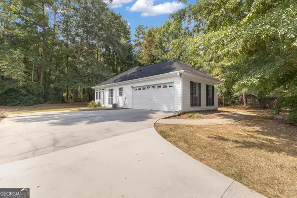 Newnan, GA 30265,8 Shadowwood DR