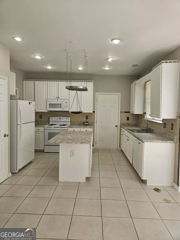 Stone Mountain, GA 30087,6865 Breeze DR