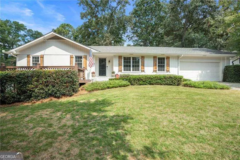 220 Alpine DR, Roswell, GA 30075