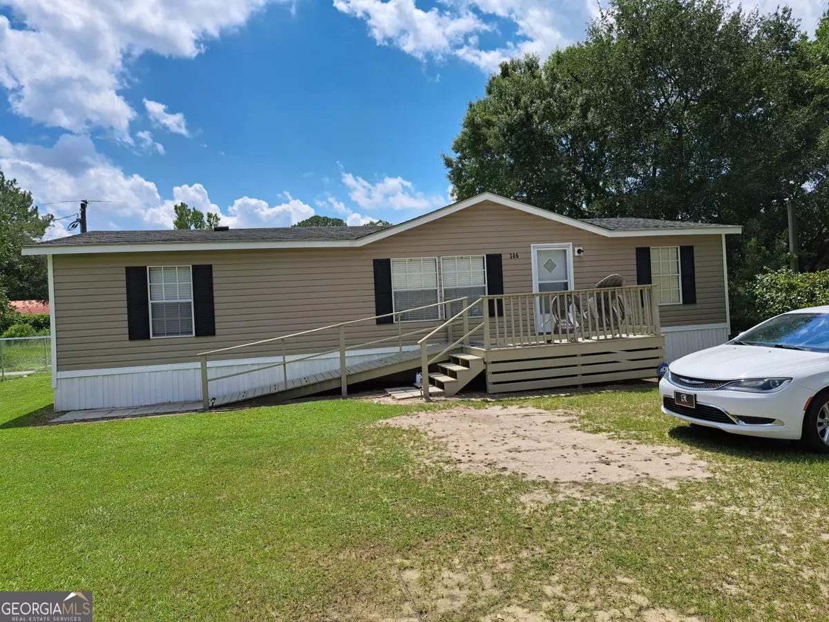 Tifton, GA 31793,306 Alder ST