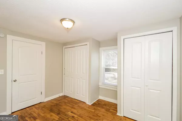 Marietta, GA 30066,667 Mitchell DR