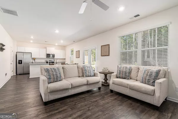 Hampton, GA 30228,258 Friendship Oak WAY