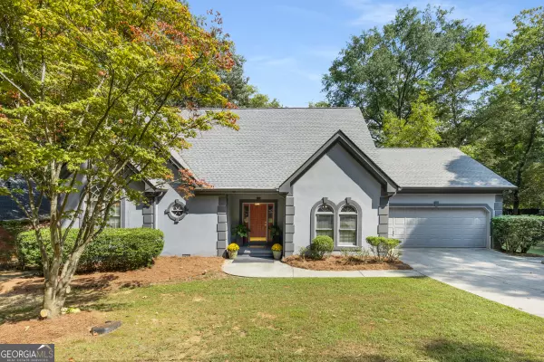 20 Woodview DR, Cartersville, GA 30120