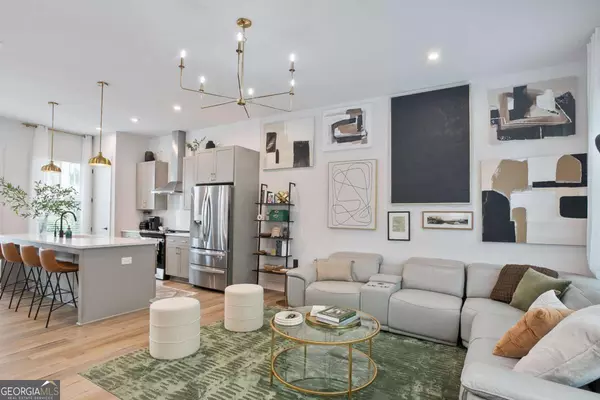 Atlanta, GA 30312,1081 Crest CIR SE