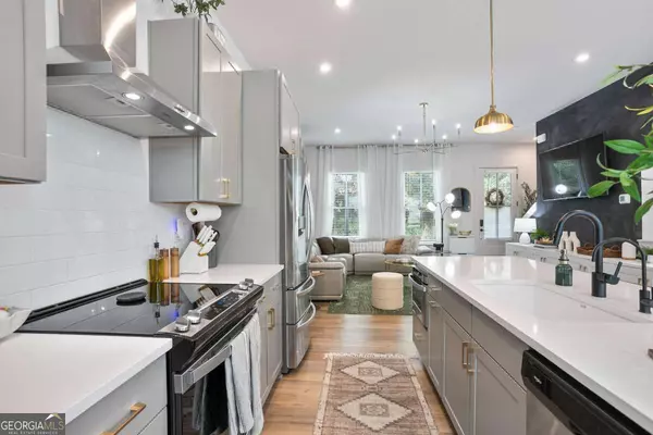 Atlanta, GA 30312,1081 Crest CIR SE