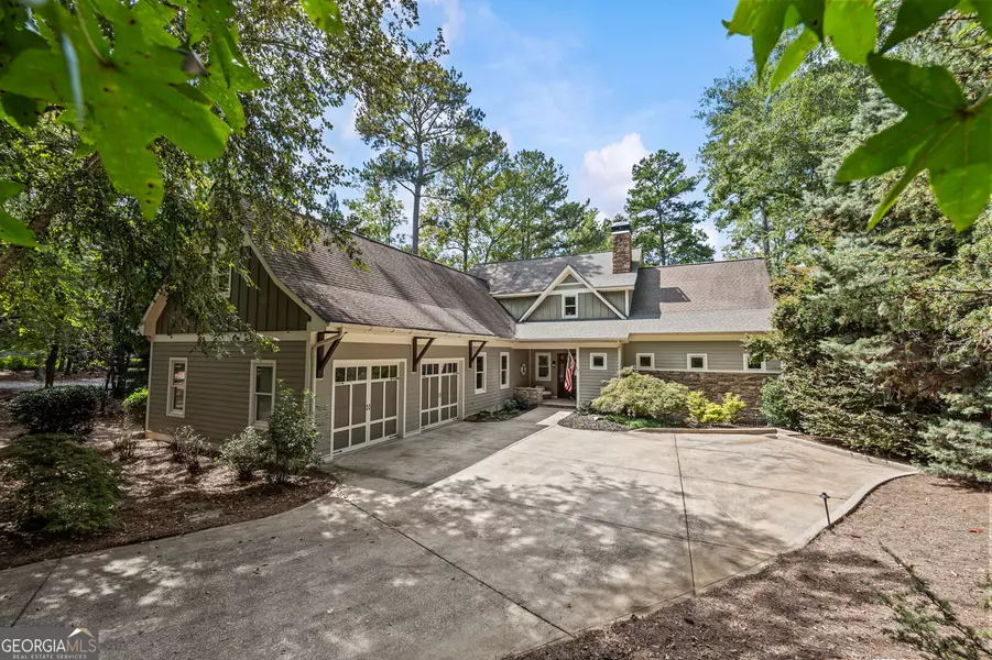 1061 Clearwater DR, White Plains, GA 30678