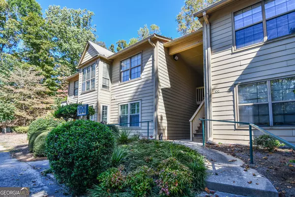 2235 Old Hamilton PL #100B, Gainesville, GA 30507