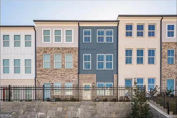 2638 Creekside DR NW, Atlanta, GA 30318