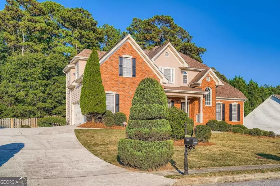 1290 Mount Mckinley DR, Grayson, GA 30017