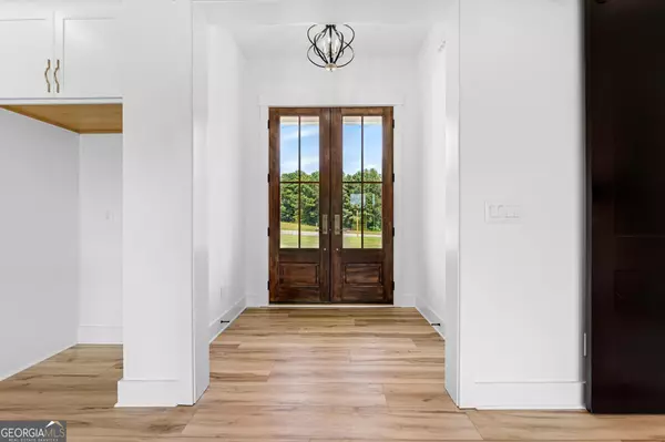 Hartwell, GA 30643,94 South Pointe DR