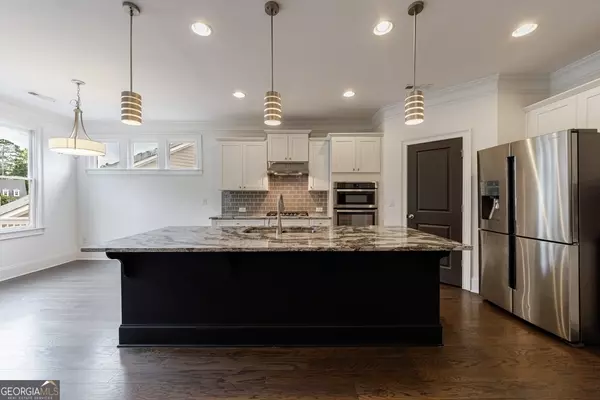 11760 Stratham DR, Alpharetta, GA 30009