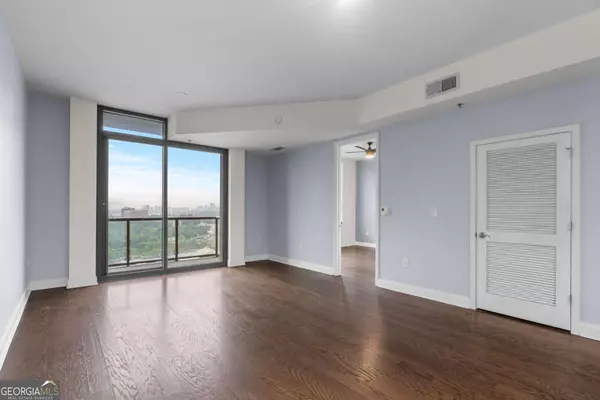 Atlanta, GA 30363,270 17th ST NW #1706