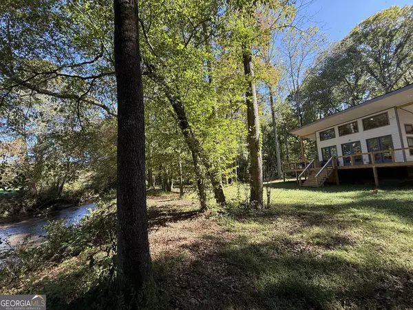 444 Weaver RD, Ellijay, GA 30536