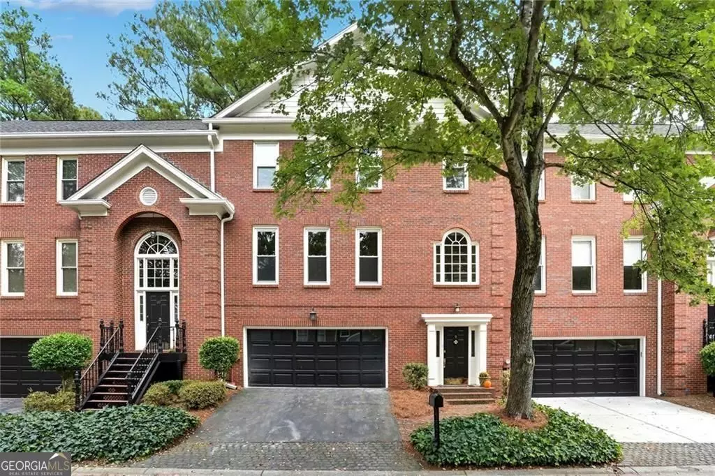 Sandy Springs, GA 30328,7155 Roswell RD #9