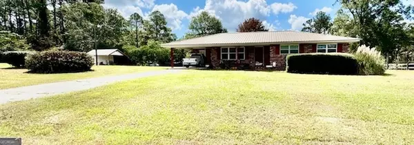 Reidsville, GA 30453,104 Azalea LN