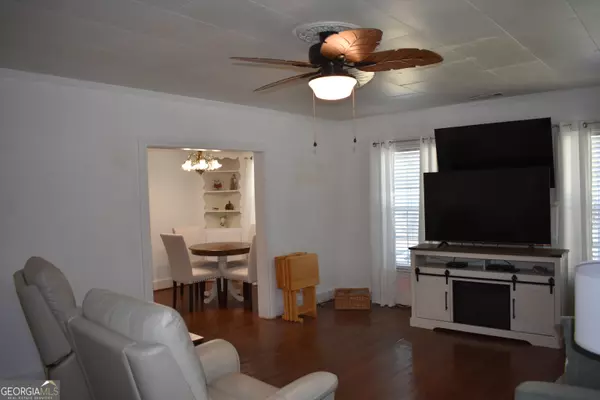 Metter, GA 30439,250 S Lewis ST