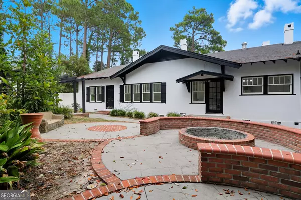 Ashburn, GA 31714,243 E College AVE