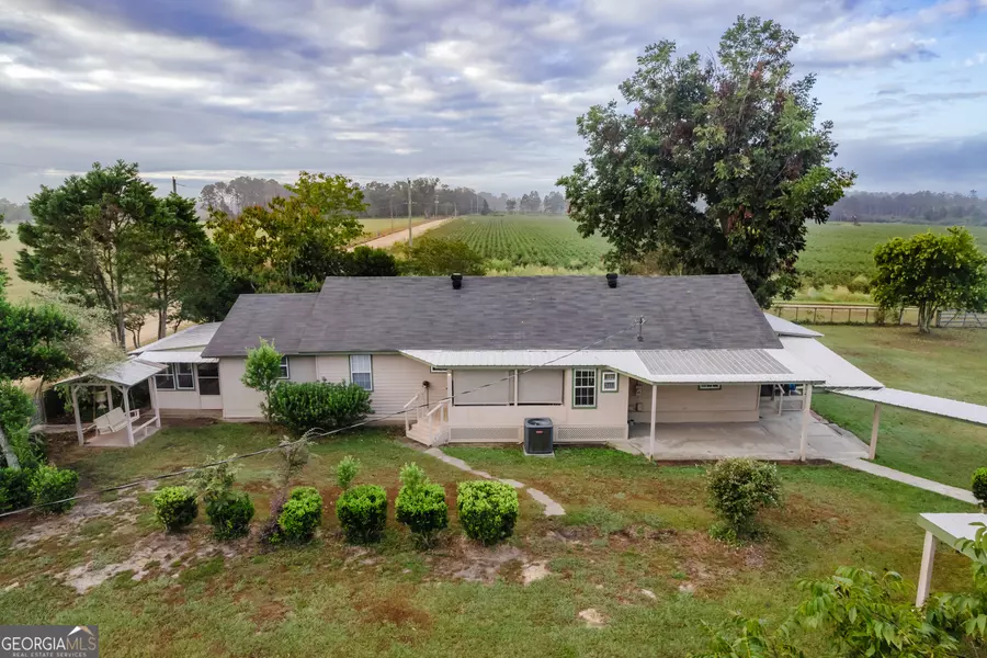 269 Wood Williams RD, Enigma, GA 31749