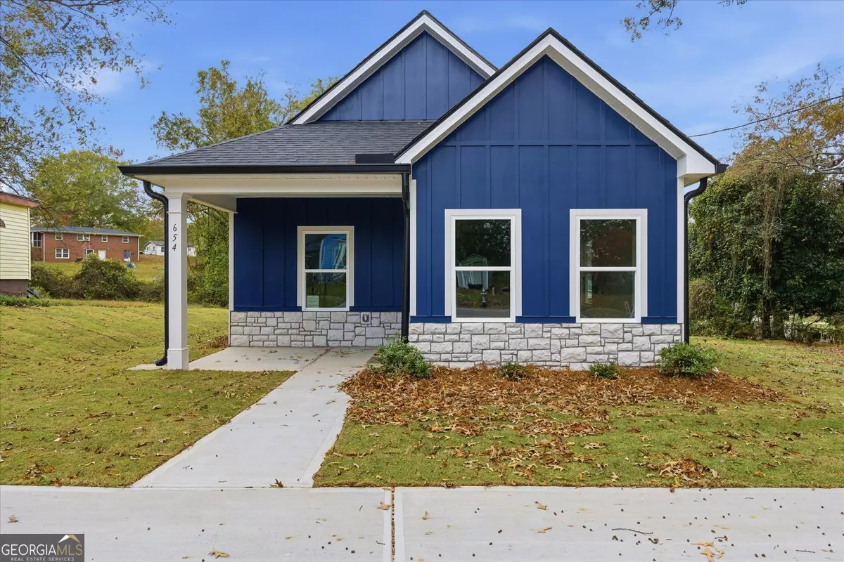 Carrollton, GA 30117,654 King ST