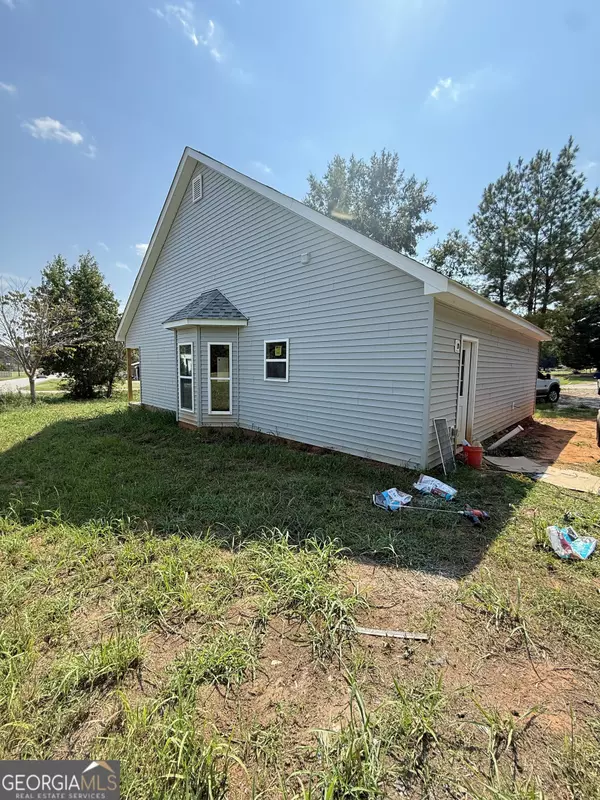 Lincolnton, GA 30817,200 Cathy WAY