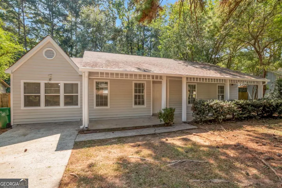 4767 White Oak PATH, Stone Mountain, GA 30088