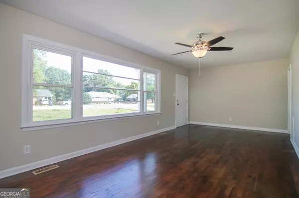 Warner Robins, GA 31093,1005 Green ST