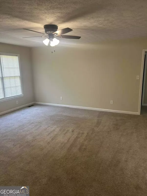 Silver Creek, GA 30173,13 Edgefield DR SE