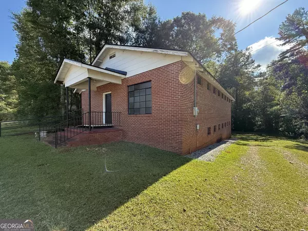 Lagrange, GA 30240,5047 W Point RD