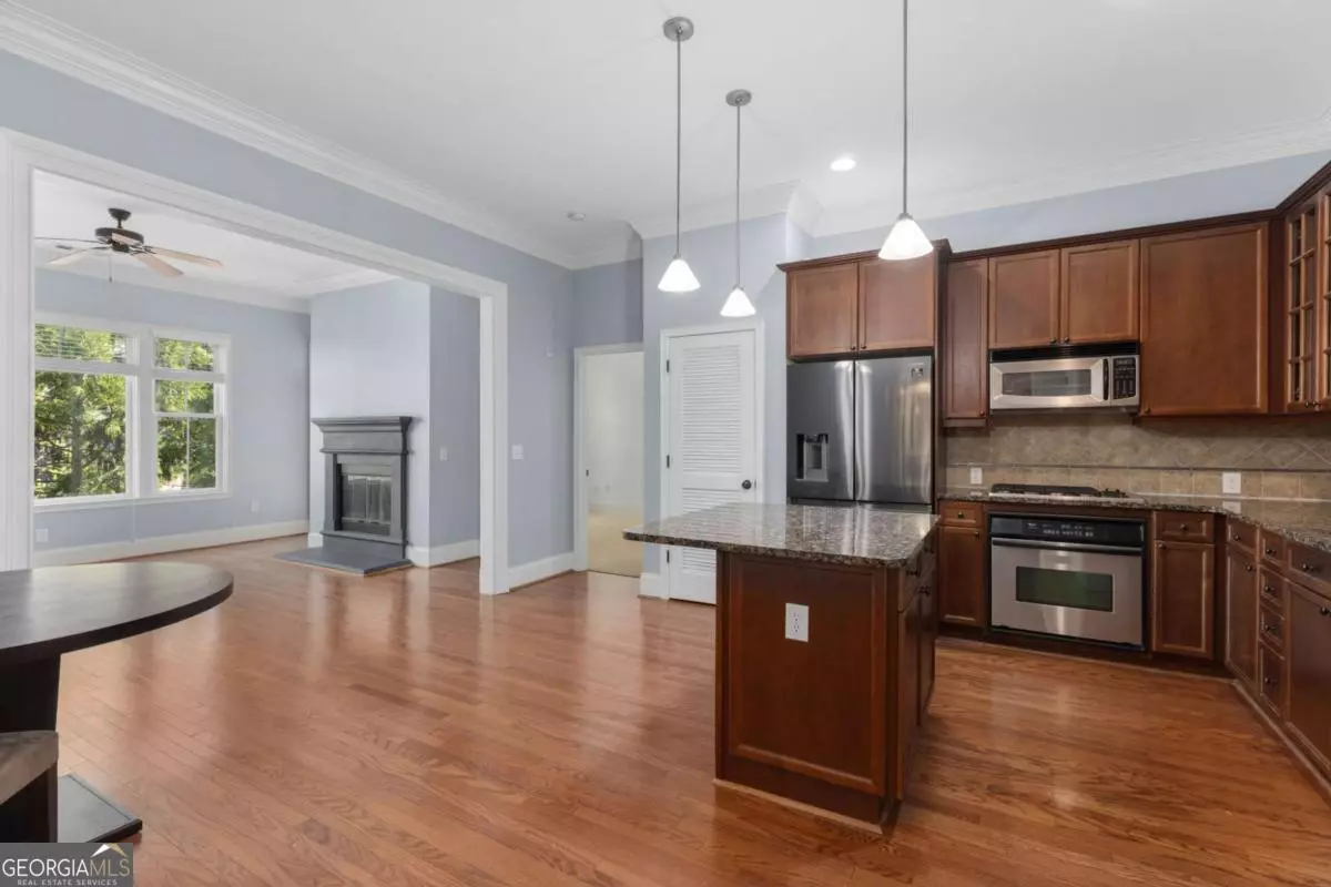 Atlanta, GA 30346,11 Perimeter CTR E #1404