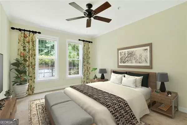 Dunwoody, GA 30338,221 Ashford CIR