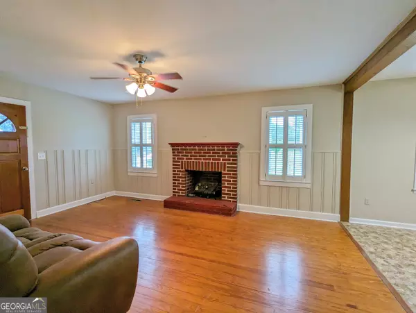 Flowery Branch, GA 30542,6086 Lights Ferry RD