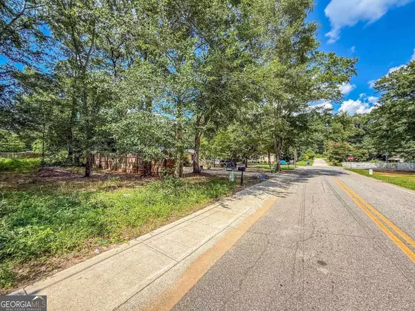 Monroe, GA 30655,1013 Davis ST