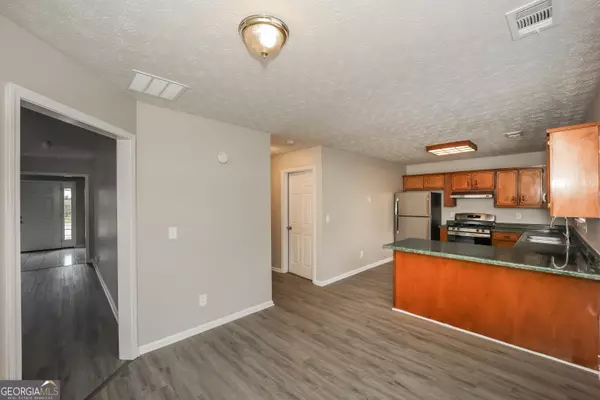 Riverdale, GA 30274,8195 Mountain PASS