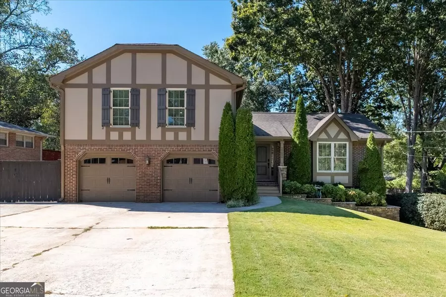 1280 Sanden Ferry DR, Decatur, GA 30033