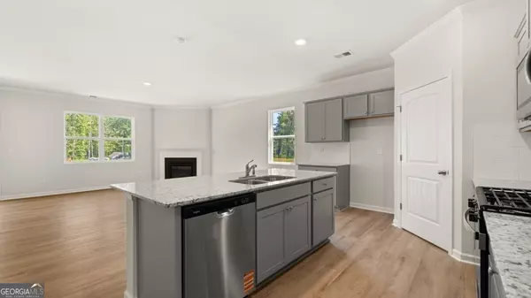 Dallas, GA 30132,125 Cyrilla WALK