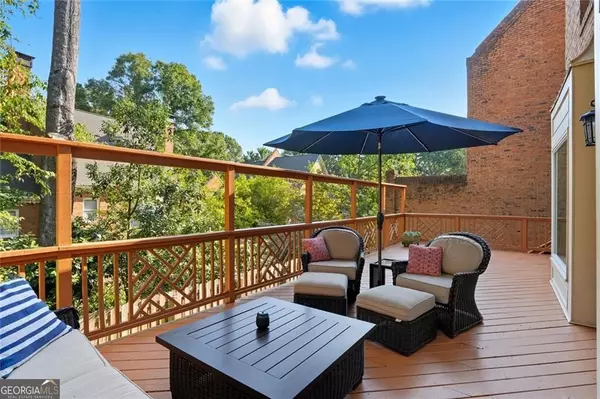 Dunwoody, GA 30338,1275 Fairfield E