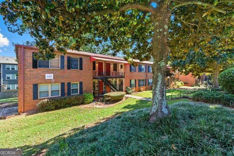 2427 Lawrenceville HWY #4B, Decatur, GA 30033
