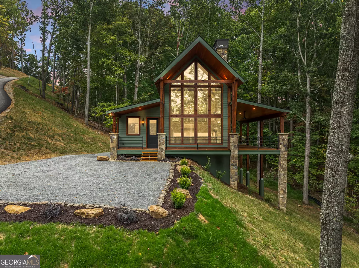 Young Harris, GA 30582,4474 Twiggs RD