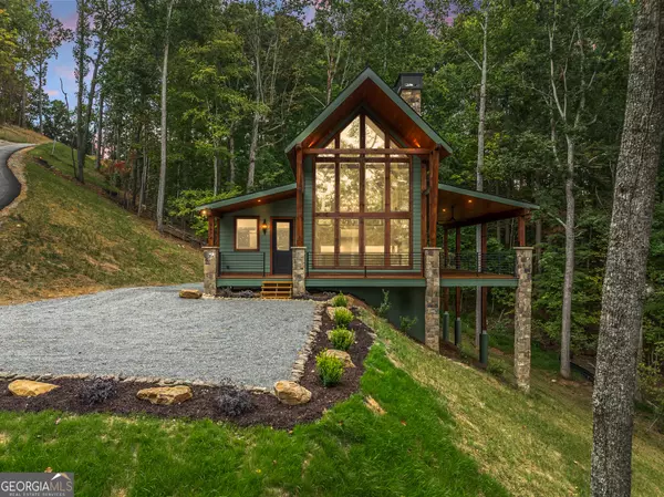 4474 Twiggs RD, Young Harris, GA 30582