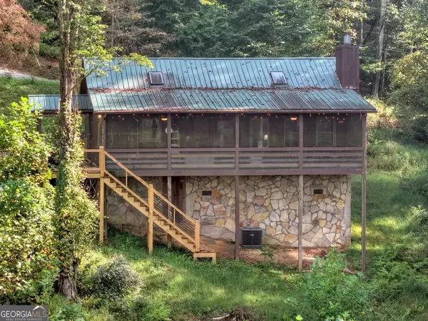 Mineral Bluff, GA 30559,421 Salem Valley RD