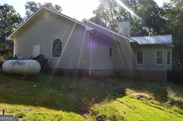 Toccoa, GA 30577,424 LAW HOUSE ROAD