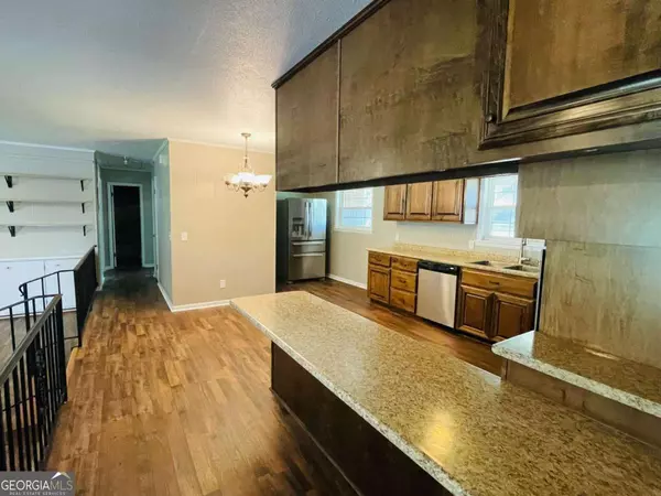 Glennville, GA 30427,112 Edgewood RD