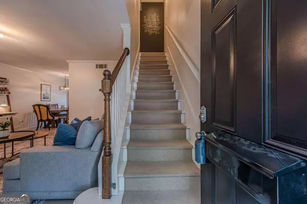 Atlanta, GA 30309,136 Peachtree Memorial DR NW #RI1