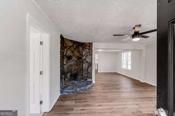 Aragon, GA 30104,18 Elm ST