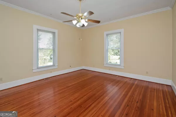 Milner, GA 30257,402 Tom Bell RD