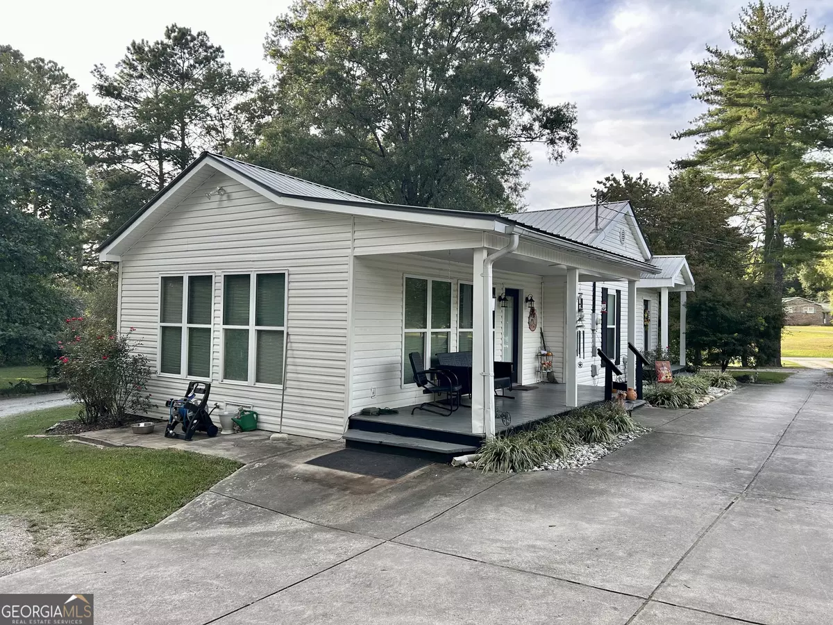 Elberton, GA 30635,1076 Country Club RD