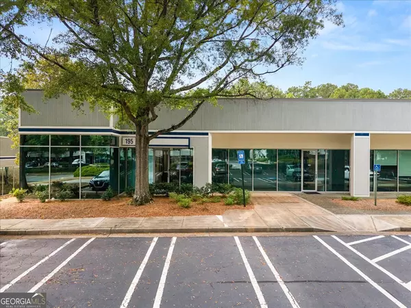 Kennesaw, GA 30144,100 Chastain Center BLVD NW #SUITE 195-E2