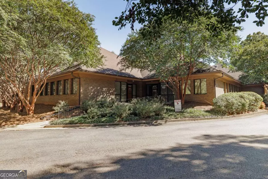 700 Sunset DR, Athens, GA 30606