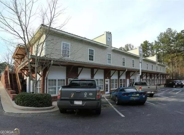 Cumming, GA 30041,925 Sanders RD #B